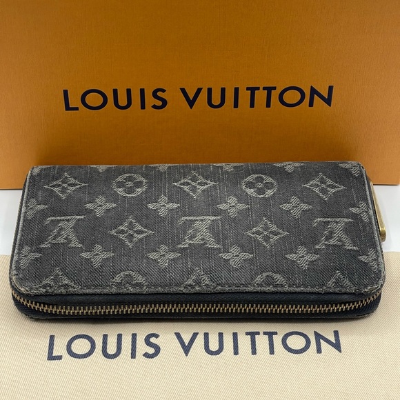 Louis Vuitton Denim Blue Jean Monogram Long Round Zippy Wallet Clutch Rare LV - Picture 10 of 15